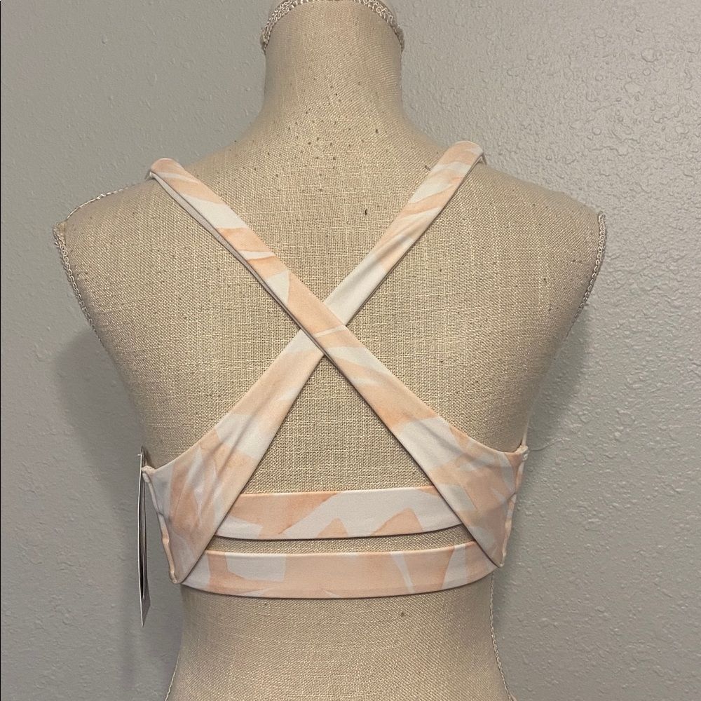 Athleta Pink & White South Beach Bikini 3-Piece Set Size 34B/C & Large NEW - Picture 3 of 16